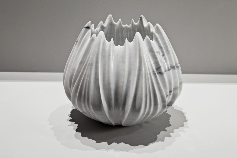 1486954787290709.jpg zaha-hadid-citco-tau-vases-quad-tables-salone-del-mobile-2015-designboom-04.jpg